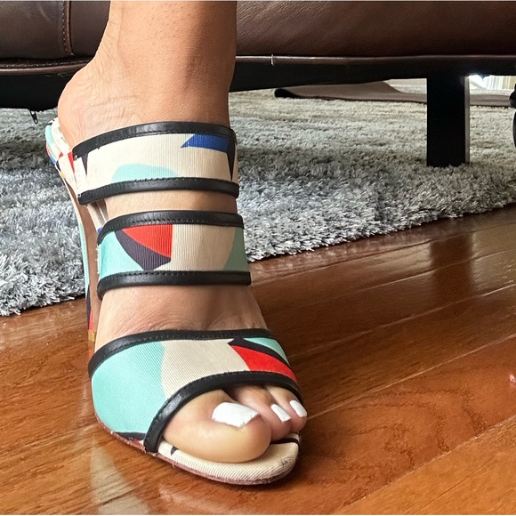 ALICE + OLIVIA Harrietta Printed Strap Slide Heels - Picture 9 of 9